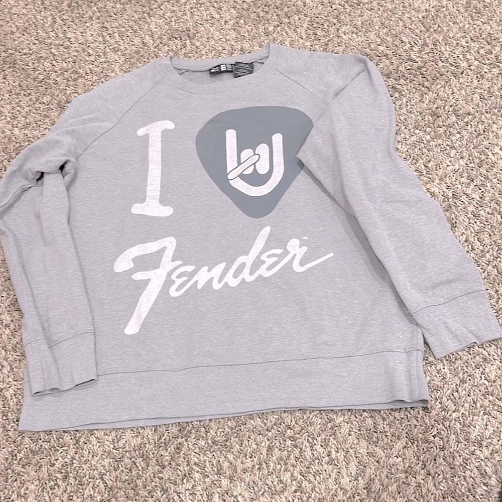 FENDER crewneck 🤘🏼